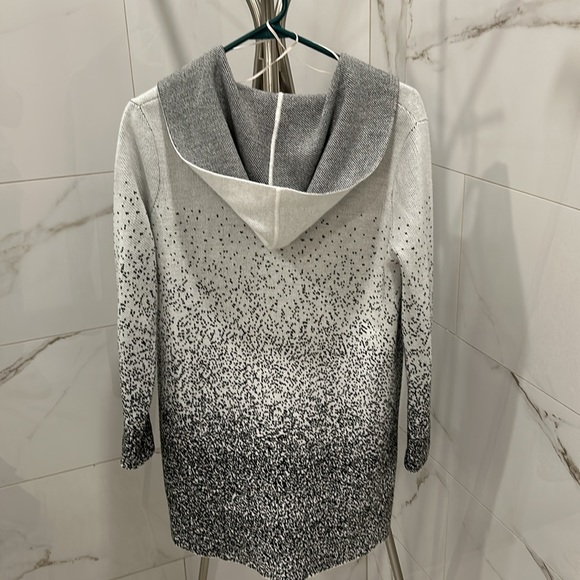 Ladies Cardigan, Calia by Carrie Underwood - Picture 4 of 4